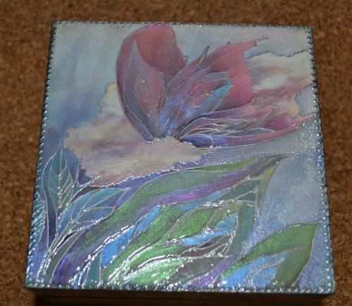 Шкатулка в технике декупаж с применением фольги: часть 3