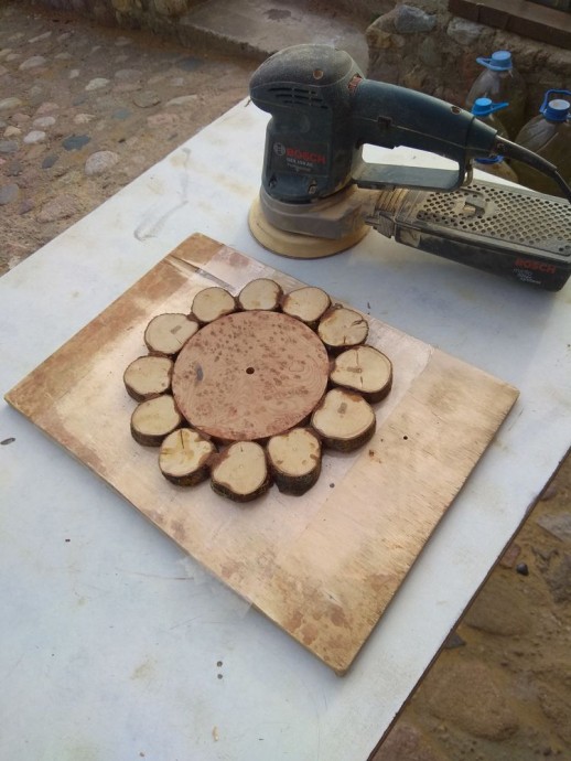 ​Делаем оригинальные деревянные часы из спилов: часть 3