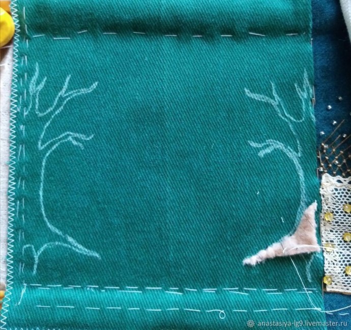 Объемная тамбурная вышивка в смешанной технике