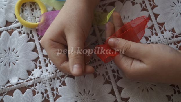 ​Резинка для волос из капроновых лент