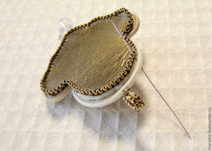 ​Создаем нежный кулон "English rose": часть 4