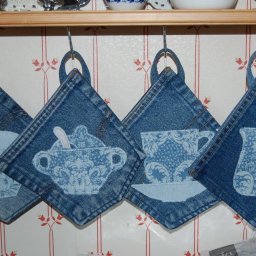 Что сделать из старых джинсов: прихватки для горячего