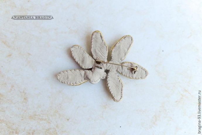 ​Создание сутажной броши "Лавры Афродиты": часть 3