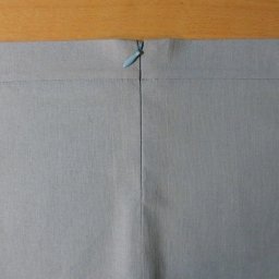 ​Обработка верха юбки: притачная молния до верха