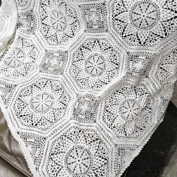 Скатерть из мотивов крючком