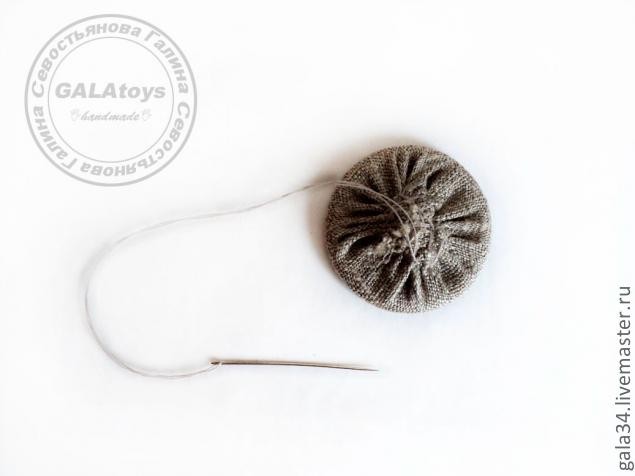 ​Броши из натурального льна и кружева, с элементами декупажа