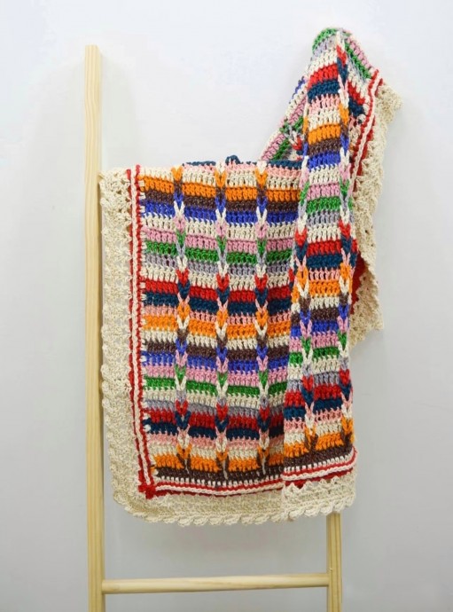 Разноцветный плед крючком