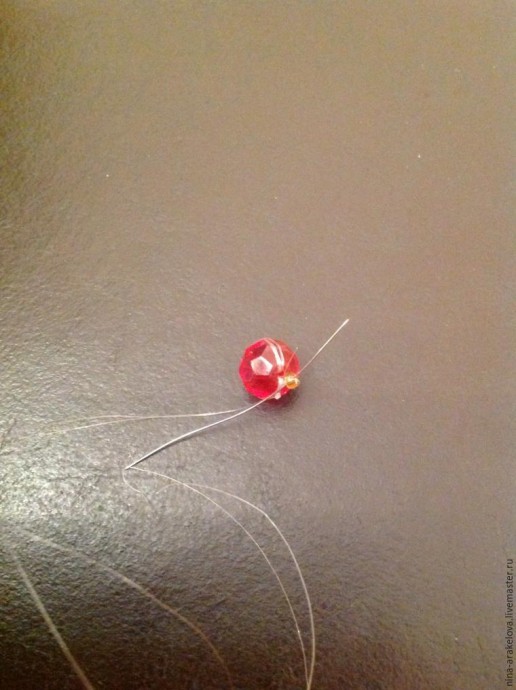 Создаем новое украшение из обломков и остатков старого