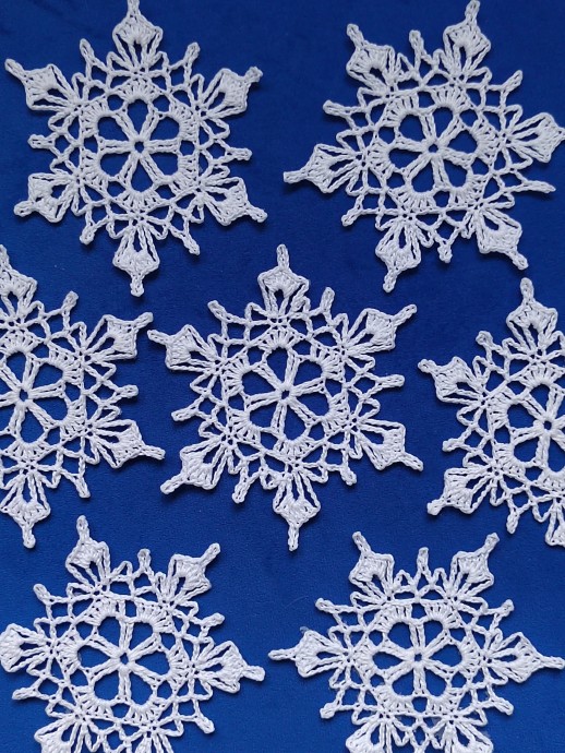 Снежинка диаметром 9 см