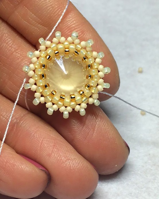 Создаём брошь-подвеску "Солнечный цветочек": часть 2 Создаём брошь-подвеску "Солнечный цветочек": часть 2