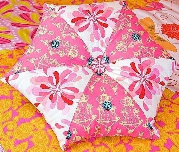 ​Шьем подушку-звезду