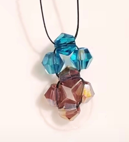 Бусины из биконуса Бусины из биконуса