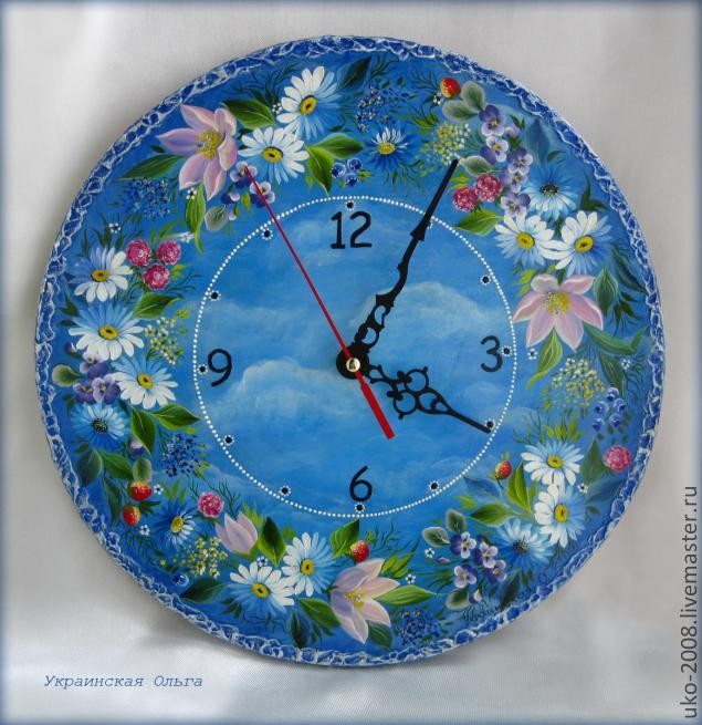​Часы "Венок в облаках"