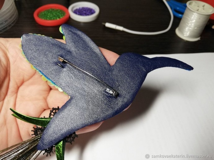 Делаем брошь "Колибри": часть 3