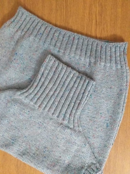 ​Безрукавка на спицах