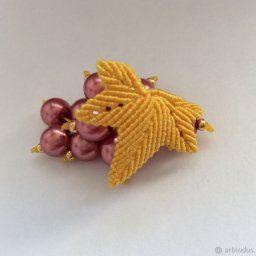 Плетем брошь "Виноградная гроздь" в технике микро-макраме