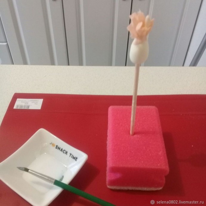 Создаём пион из холодного фарфора: часть 2