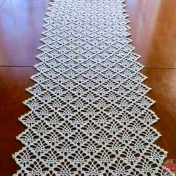 Вязаные дорожки на стол