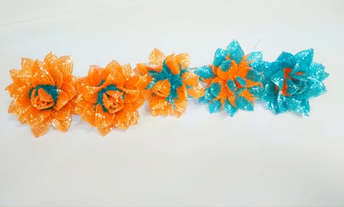 Цветочная композиция из бисера