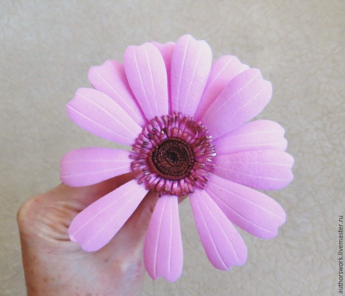 Гербера из фоамирана: часть 5