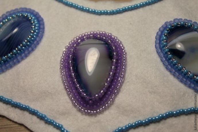 ​Вышиваем шикарное колье "Зазеркалье": часть 3