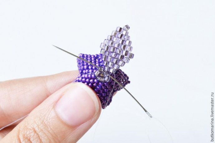 Плетем серьги из бисера "Полуночные цветы": часть 5