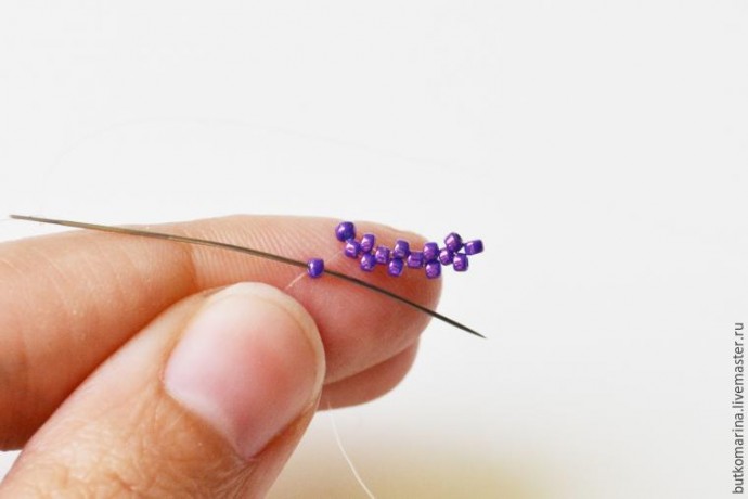 ​Плетем серьги из бисера "Полуночные цветы": часть 1