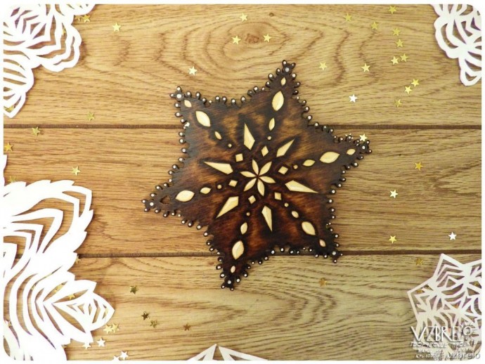 Декорируем подставку под чашку в технике выжигания