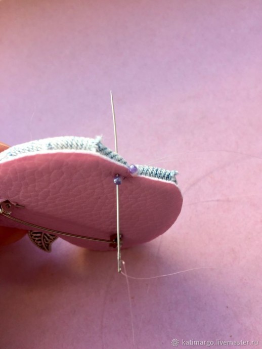 ​Создаем брошь "Яблочко" из джинсы: часть 2