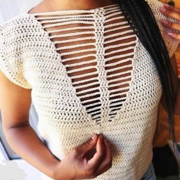 ​Блуза с акцентным узором