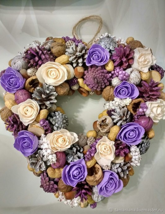 Мастер-класс по созданию интерьерного венка из природных материалов и фоамирана