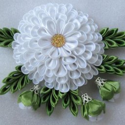 Сборка бутона в технике канзаши