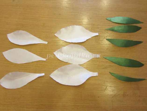 Цветок из ткани "Лилия": мастер-класс, часть 1 Цветок из ткани "Лилия": мастер-класс, часть 1