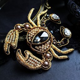 Вышиваем брошь "Королевский краб": часть 1