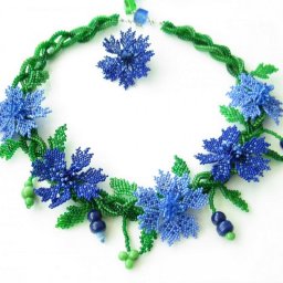 Васильки из бисера