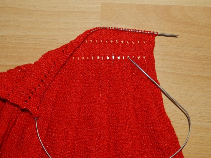 Вяжем на спицах плиссированную юбочку