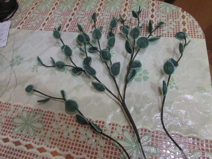 Цветочная композиция из бисера