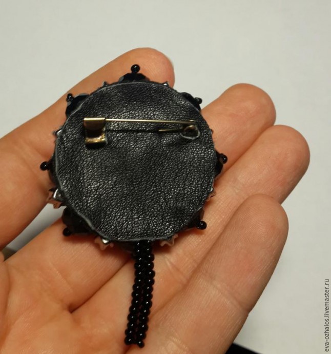 ​Делаем брошь-цветок "Черная георгина": часть 3