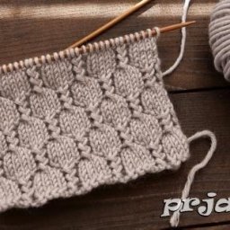 Фактурный узор спицами
