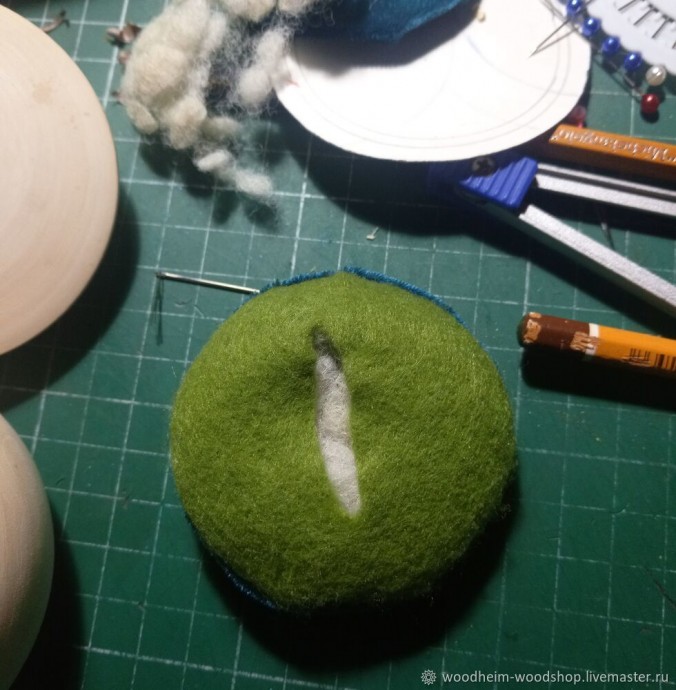 Интересная игольница