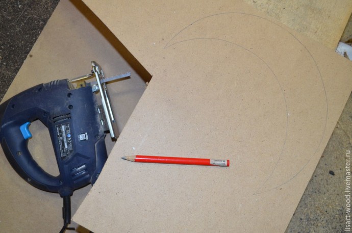 Декор к старому новому году "Полумесяц" Декор к старому новому году "Полумесяц"