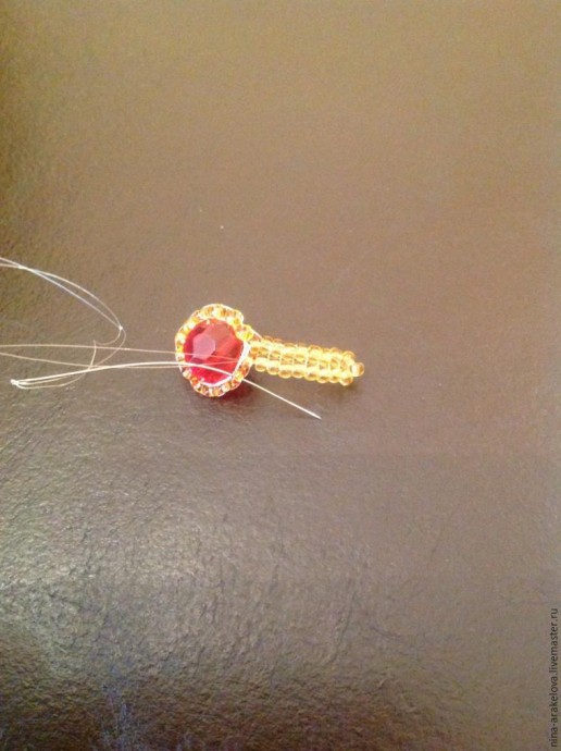 Создаем новое украшение из обломков и остатков старого