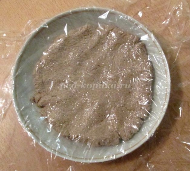 Тарелка с веточкой рябины из опилок: часть 2 Тарелка с веточкой рябины из опилок: часть 2