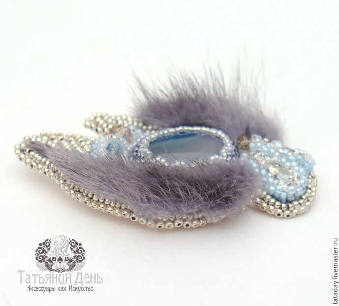 ​Создаем шикарную зимнюю брошь с мехом: часть 4