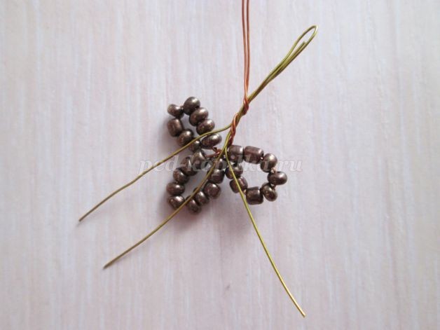 Панно из соленого теста и бисера "Пшеничные розы": мастер-класс, часть 1