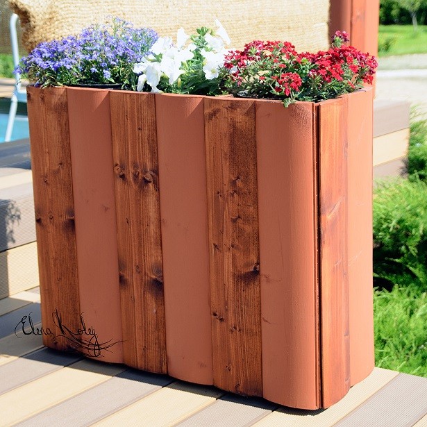 ​Мастерим большие вазоны из досок "блок-хаус": часть 2