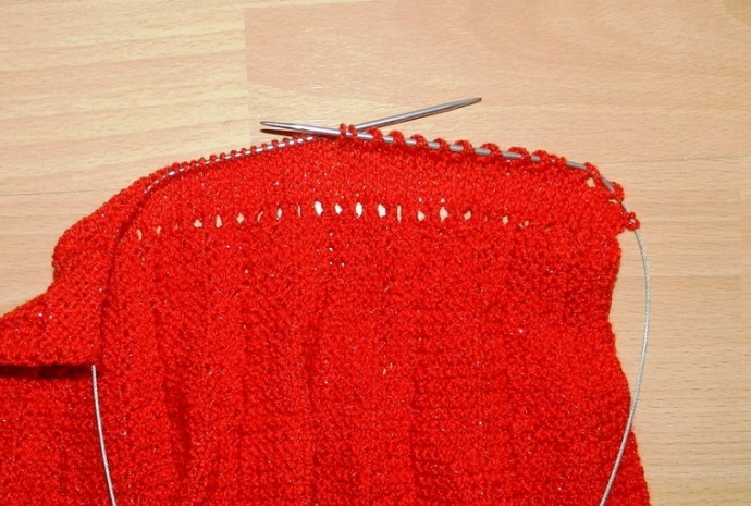 Вяжем на спицах плиссированную юбочку