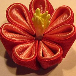 Как воткнуть тычинки в канзаши