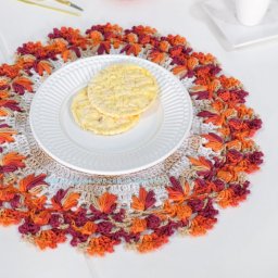 ​Салфетка с интересной каймой