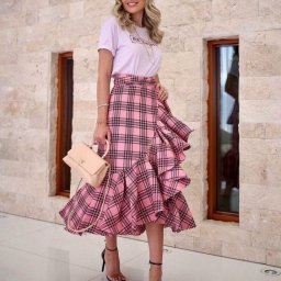 Моделируем стильные юбки с запахом и воланами на лето